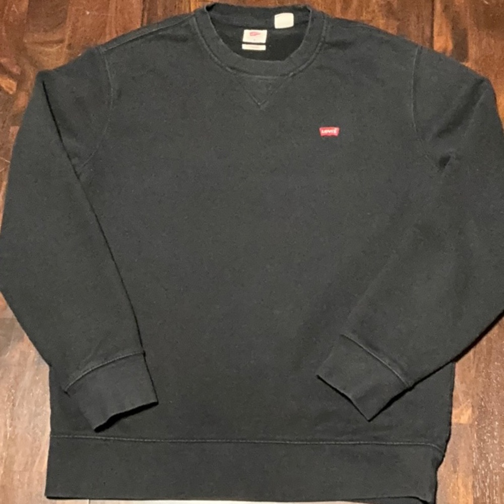 Levi's Classic Black Crewneck Sweatshirt